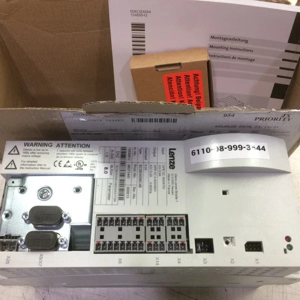 NEW Lenze 8 Amp ECS Servo Drive ECSEA008C4B Motor Controller Inverter VFD