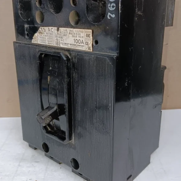 I-T-E EF3-B100 CIRCUIT BREAKER 100 AMP 3 POLE 600 VAC EF3B100