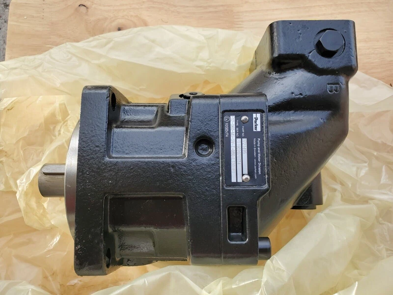 One(1) Parker 3721495 Type F12-060-MS-SV-T-000-L130-PT Bent Axis Hydraulic Motor 2 F12 060 MS SV T 000 L130 PT 0