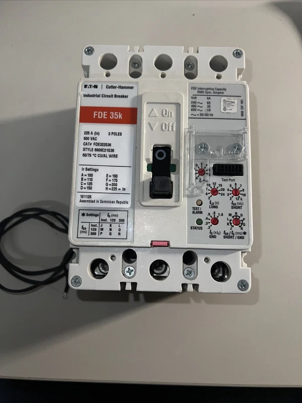 EATON IND CIRCUIT BREAKER, FDE322536, 225 A, 3 P, 480 V, 35kA@480 V. BRAND NEW. 2 FDE322536 0