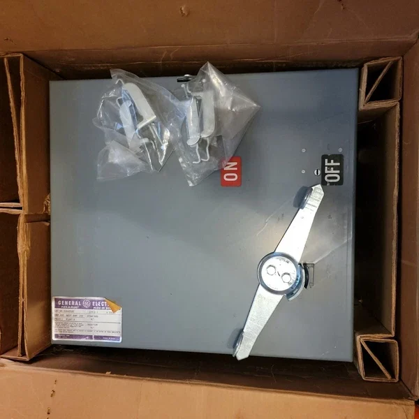 General Electric FVK465RT 400 Amp Flex-A-Plug