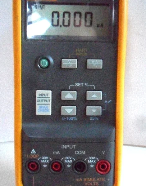 Clean Used Fluke 715 Volt/ma Calibrator Handheld Meter w/Leads Multimeter Works
