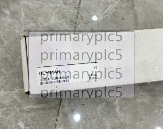 New Keyence Brand new ones Safety Light GL-R44H