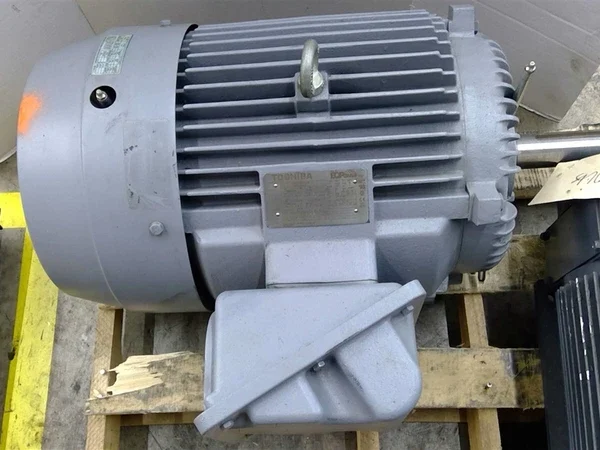 Toshiba 0304SDSR41A-P 30HP AC Motor 1800RPM 4P 3PH 286T 230/460V TEFC 60HZ