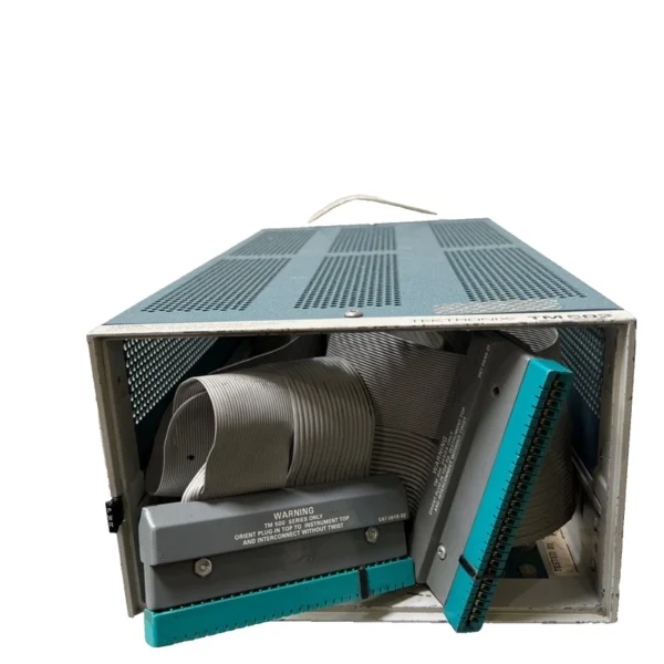 Tektronix TM503 Power Supply Module W/ 067-0645-01 , 067-0645-02 Extender Cable