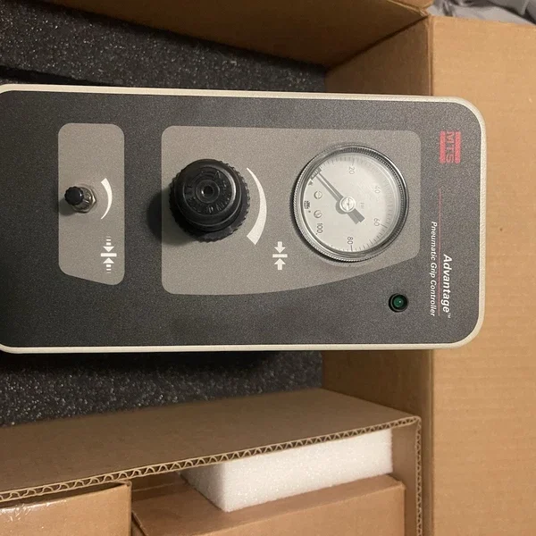 MTS 100-393-631, 100-393-629 Advantage Pneumatic Grip Controller w/ Hand Switch