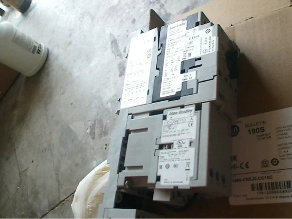 ALLEN BRADLEY 190S-CNEJ2-CC16C 140m-c2e-b63 100-c09e*10 free shipping