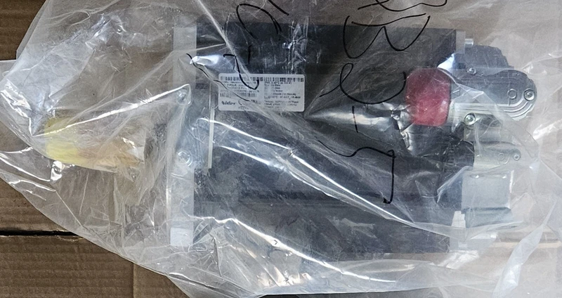 NIDEC 190U3D300JACAA215320 SERVO MOTOR 2 190U3D300JACAA215320 0
