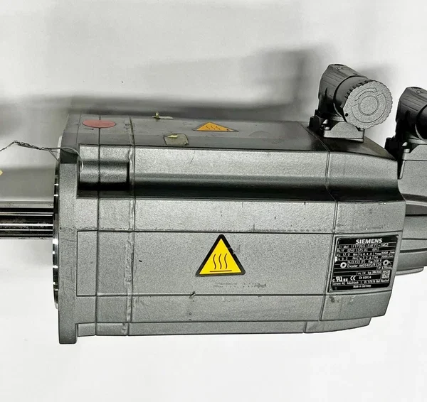 SIEMENS SIMOTICS Compact Synchronous motor 1FT7066-5AF71-1MG2 3000rpm + Encoder
