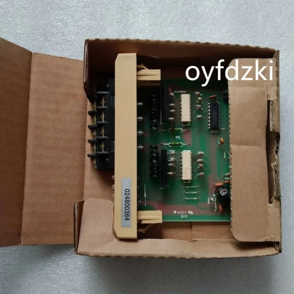 New E-10T Via DHL or Fedex One Year Warranty #