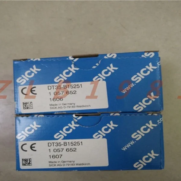 ONE NEW- Sick DT35-B15251