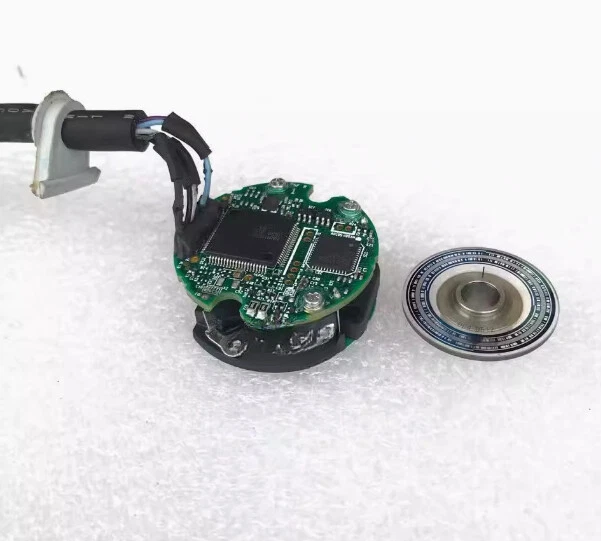 QTY:1 MFE0020BASDC Servo Motor Encoder