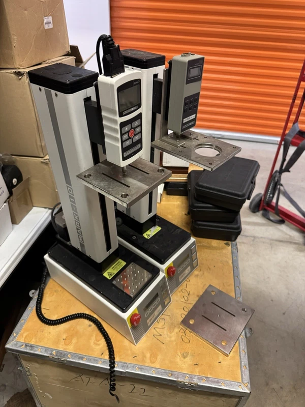 Mark-10 Force Measurement Unit With Digital Force Gauges 1 s l800 2143