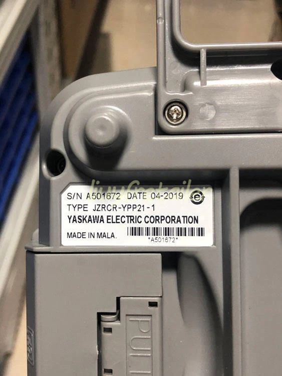 Used Yaskawa JZRCR-YPP21-1 Dx200 Electric Robot Pendant 1 s l800 4477