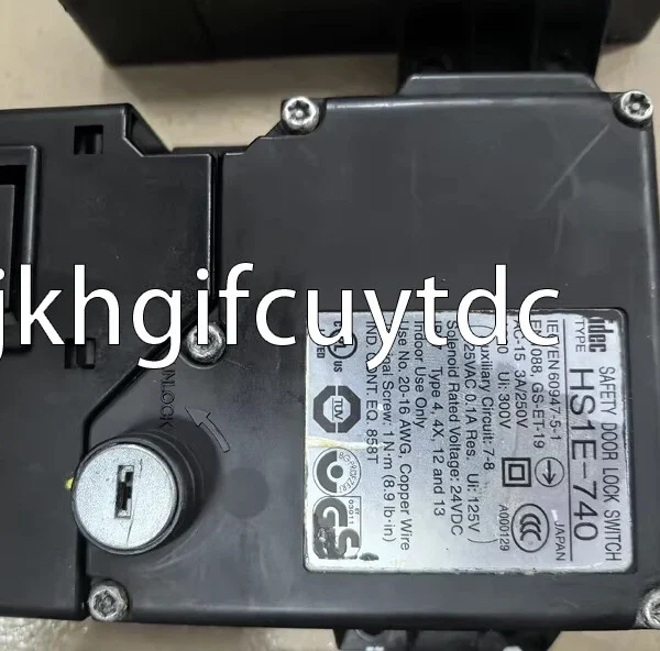 USED Fit for IDEC Safety door lock switch HS1E-740 #T933A YS Tested Well