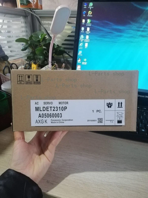Panasonic MLDET2310P AC Servo Motors MLDET2310P New In Box Expedited Ship 1 s l800 904