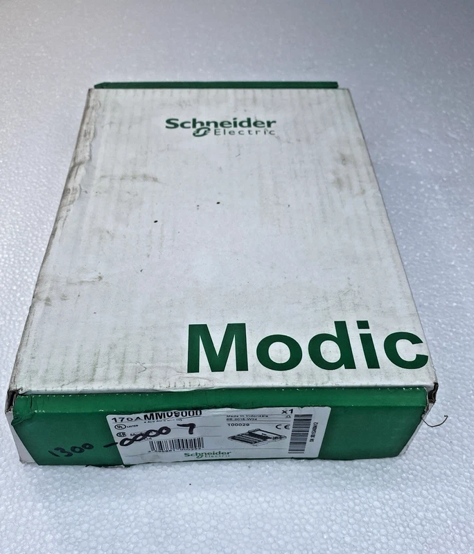 Schneider Electric 170AMM09000 Distributed AnalogDiscrete IO Module PLC Module 1 s l800 12493
