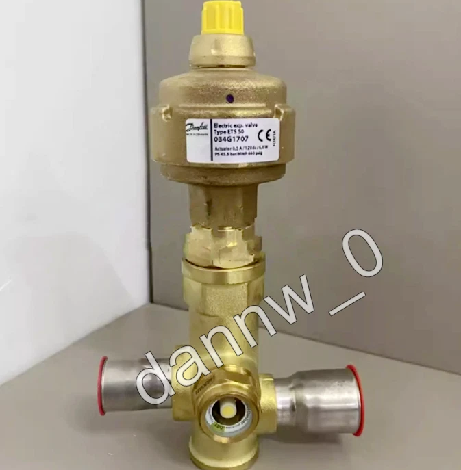 New in box Danfoss ETS50 034G1707 Electronic Expansion Valve 1 s l800 15835