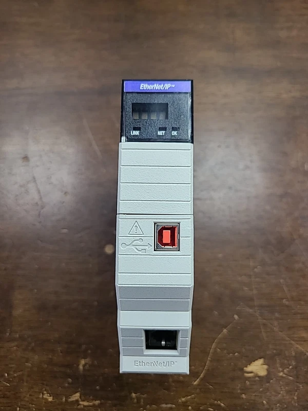 Allen Bradley 1756 EN2T Series D PLC Communications Module 1 s l800 24436