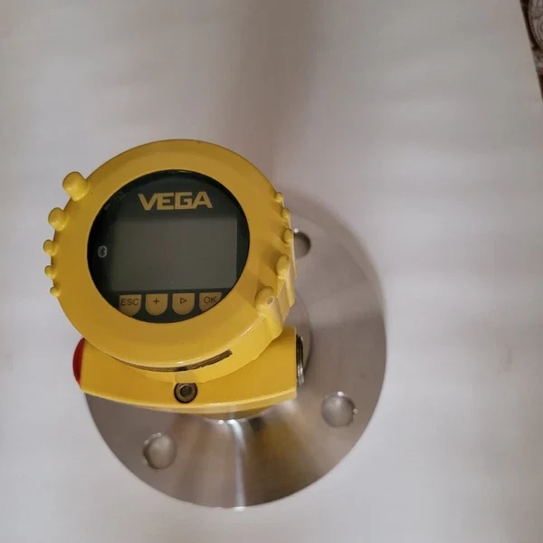 Vegapuls 69 Vega Radar Level Sensor Continuous Measurement Bulk Solids Bluetooth