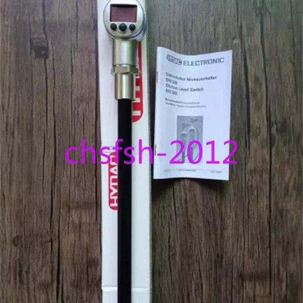 NEW IN BOX HYDAC liquid level sensor ENS 3216-3-0250-000-K