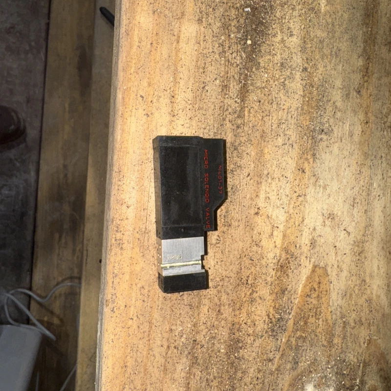 Humphrey M401-37 24V 4-Way 2-Position Micro Solenoid New Open Box. Not Used 1 s l800 7528