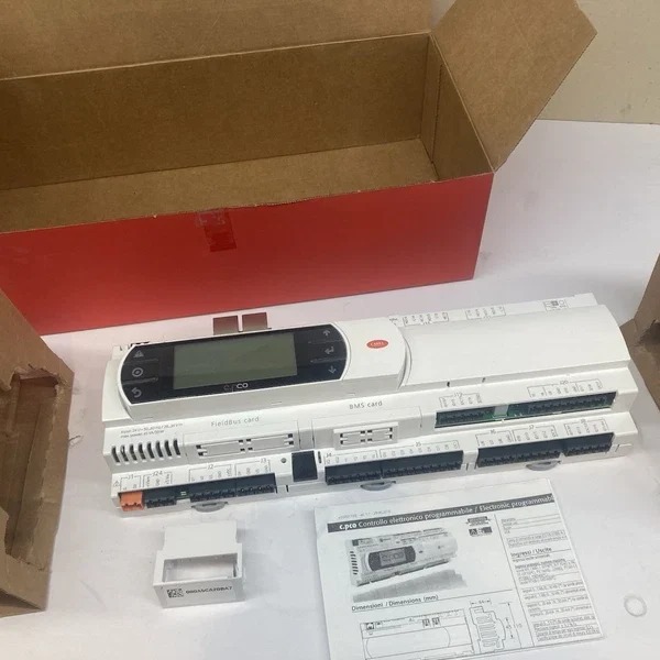 Carel PCO5 HVAC Programmable Logic Controller PLC P+500SFB00EL0