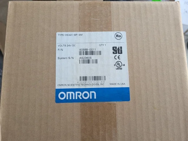 NEW OMRON OS32C-BP-4M SAFETY LASER SCANNER 40588-0011 OS32CBP4M